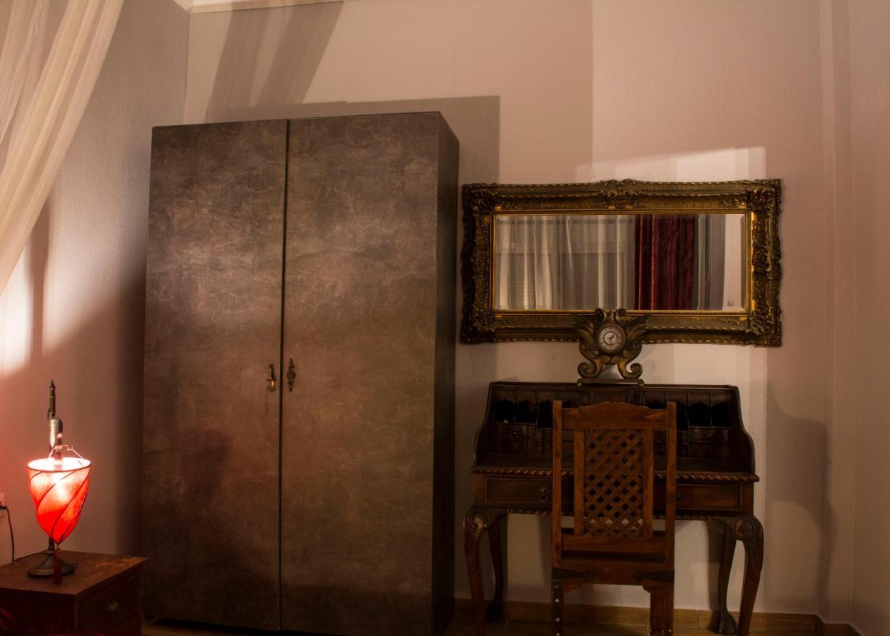 סרס Dharma Luxury & Spa Apartment מראה חיצוני תמונה